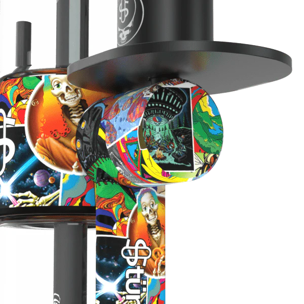 Close-up of a detailed element on the Grateful Dead - Legacy Patchwork X Stündenglass Gravity Hookah.