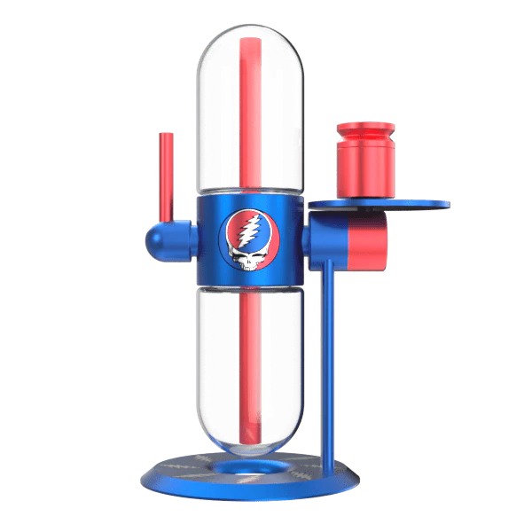 Grateful Dead X Stündenglass Gravity Hookah standing.