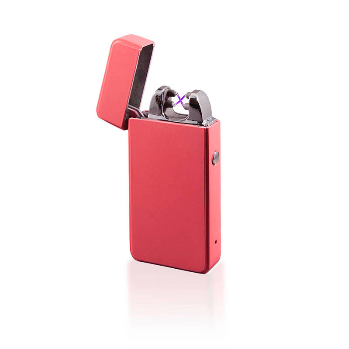 Alt texte : Novi Plasma Lighter Red, standing position with plasma arc visible.
