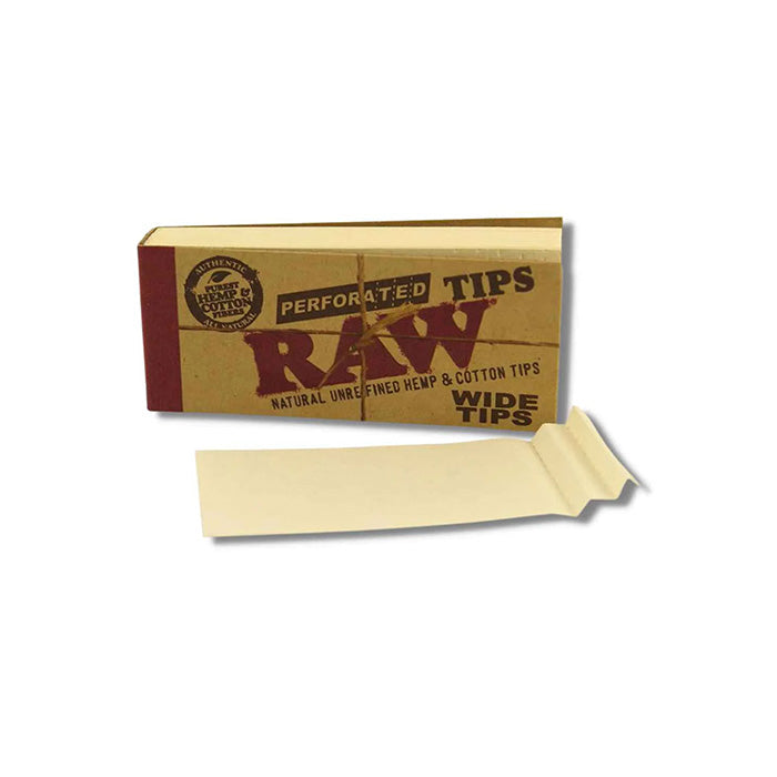 Close-up of Raw Filter Tips Wide booklet standing, with one flat filter in front, showing the pre-cut notches to shape the M.