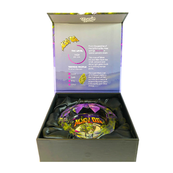 Best Buds Crystal Ashtray Alien OG, in open box with technical sheet visible.