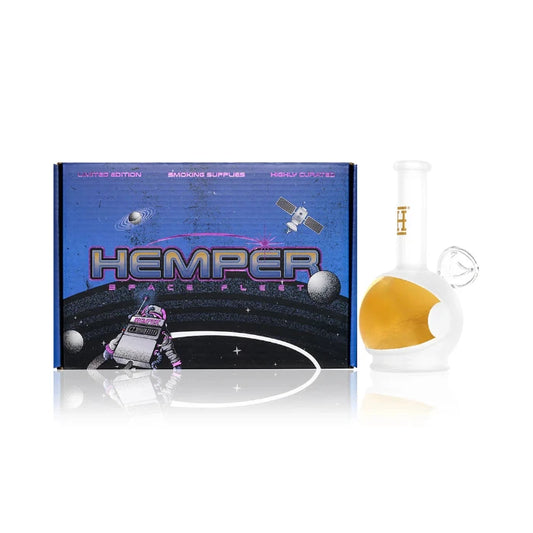 Hemper Space Fleet Bong 6” with matching illustrated box, spaceship design with cosmic details.
