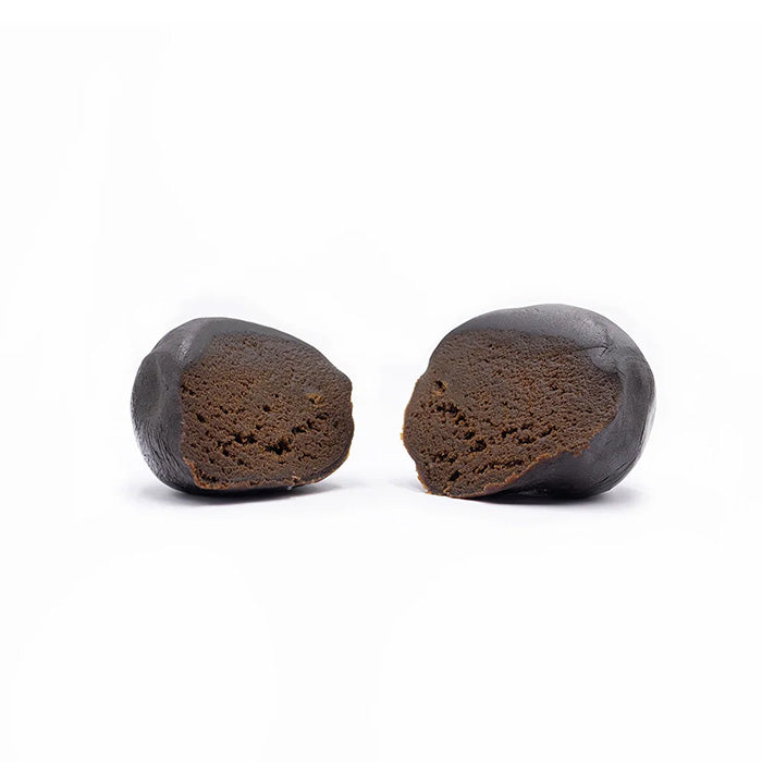 TheGreenThingz Olive CBD, half-cut ball form.